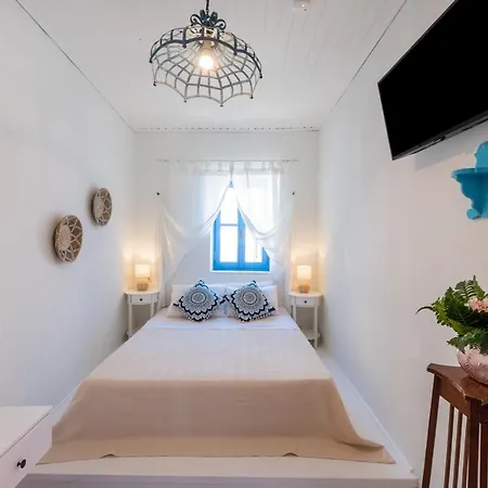 Sun Petradi Tradition & Luxury