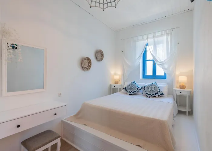 Sun Petradi Tradition & Luxury Semesterbostad