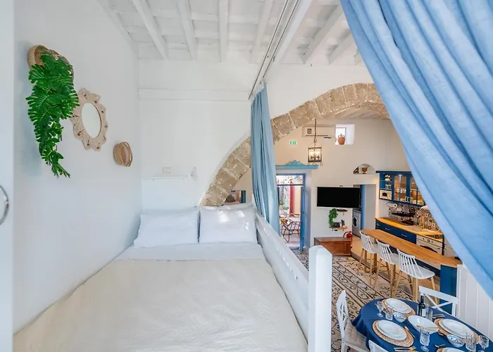 Sun Petradi Tradition & Luxury