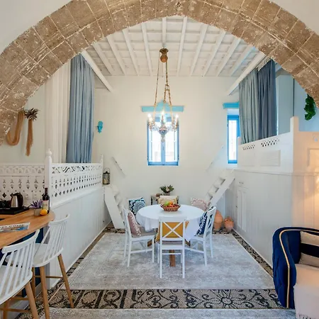 Sun Petradi Tradition & Luxury Σπίτι διακοπών *